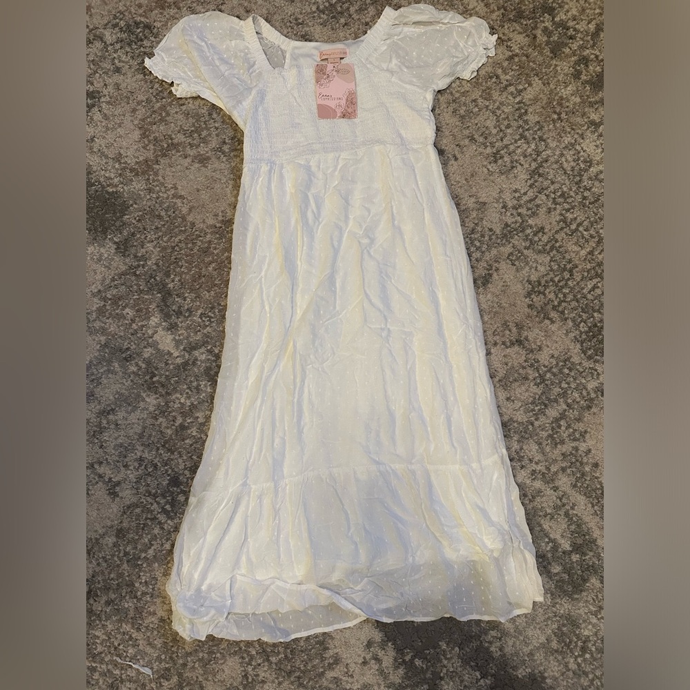 Size small White midi dress